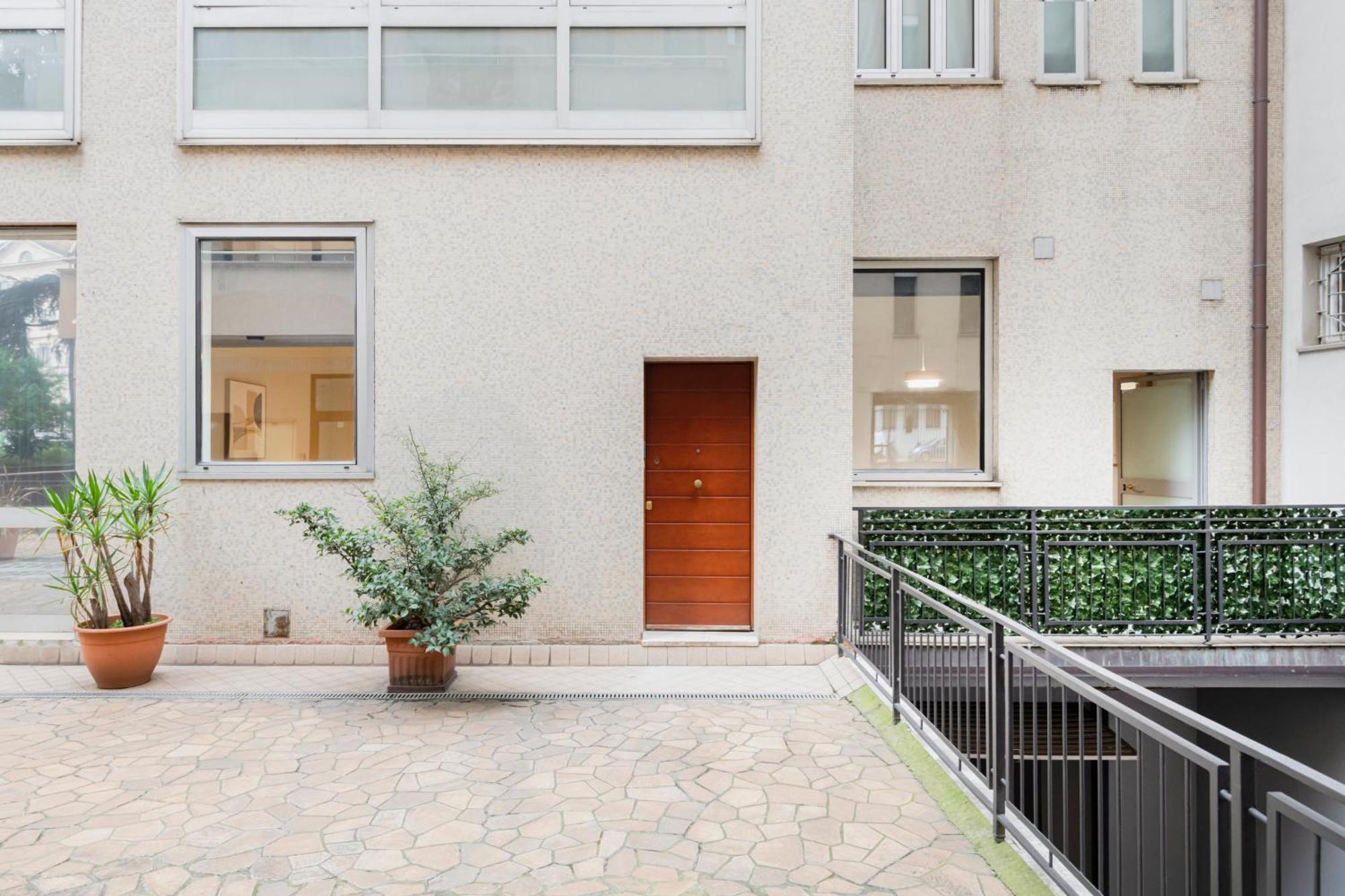 Relstay - Montenapoleone Milano Exteriör bild
